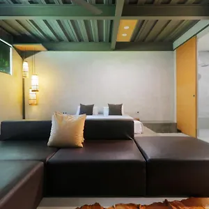 Clio Aparthotel Seminyak (Bali)