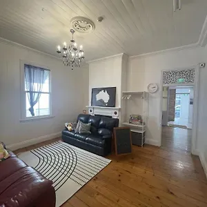 ゴーナウ ファミリー バックパッカーズ , ブリスベン オーストラリア